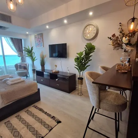 Lazuli Sea View Beachfront Nr 305 *