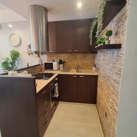 아파트 Lazuli Sea View Beachfront Nr 305 라르나카