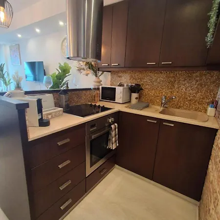 Lazuli Sea View Beachfront Nr 305 * 라르나카