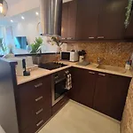 Lazuli Sea View Beachfront Nr 305 * 拉纳卡