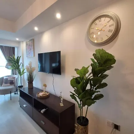 Apartment Lazuli Sea View Beachfront Nr 305 *