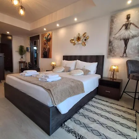 Lazuli Sea View Beachfront Nr 305 Apartment *