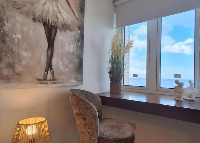 Apartament Lazuli Sea View Beachfront Nr 305 Larnaca