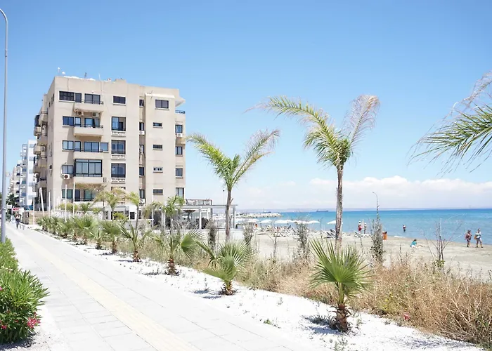 Apartamento Lazuli Sea View Beachfront Nr 305 Larnaca